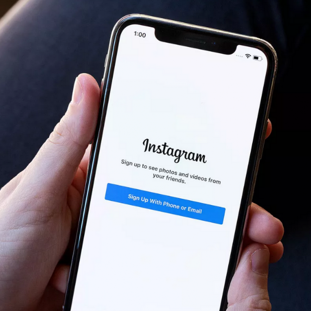 Instagram e Whatsapp cambieranno nome, la mossa di Zuckeberger