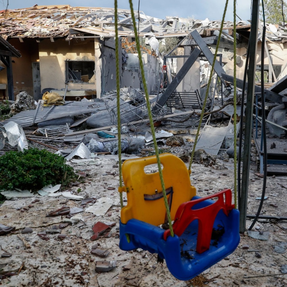 Israele, casa colpita da razzo vicino Tel Aviv, ci sono feriti