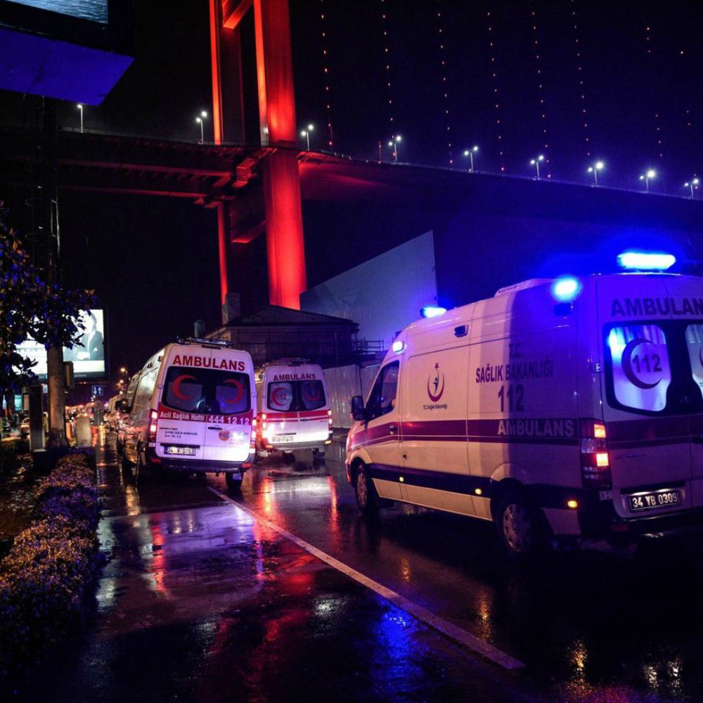 Istanbul, Capodanno di sangue. 39 morti, in un attacco a una discoteca