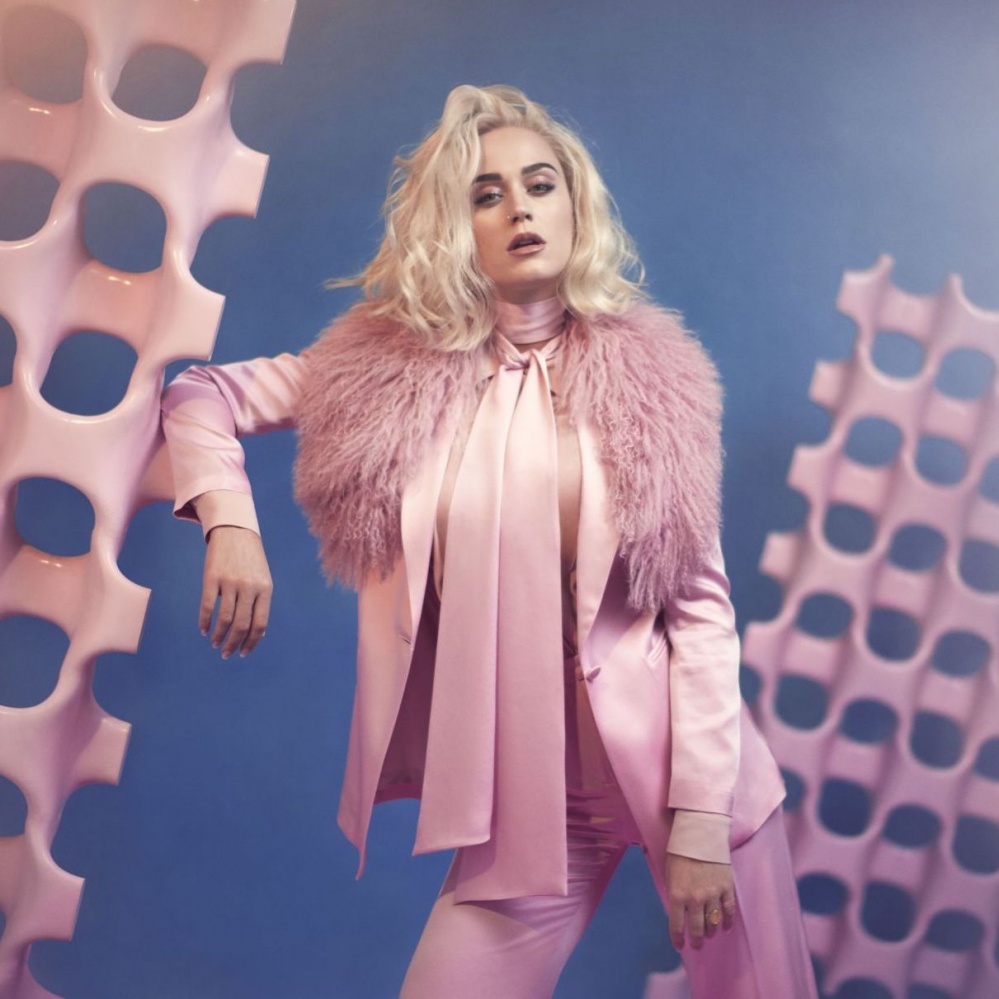 Katy Perry torna con il suo nuovo singolo: "Chained to the rhythm"