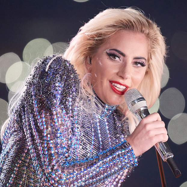 Lady Gaga non sta bene, annullati 10 concerti