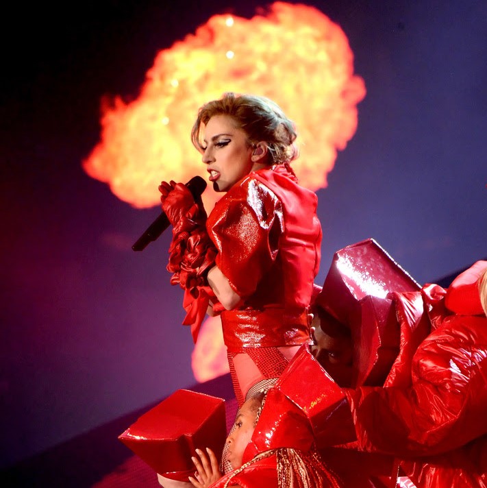 Lady Gaga, riprogrammate le date europee