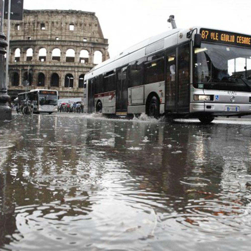 Maltempo, disagi e problemi a Roma e al Centro Italia 