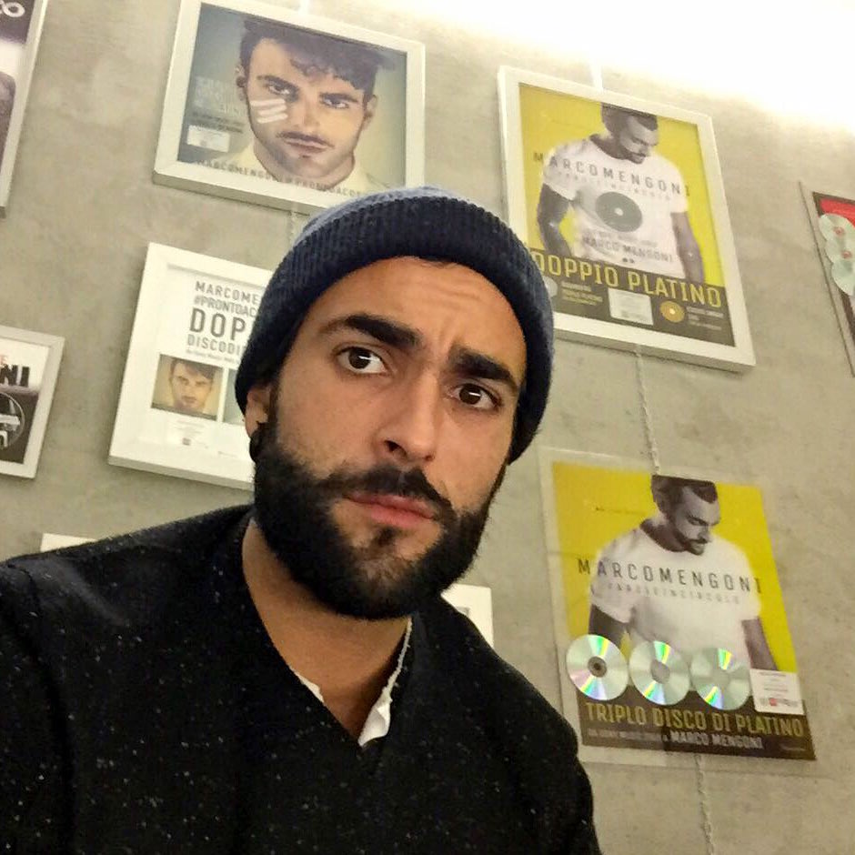 Marco Mengoni: "Non sono sparito, sappiate che ci sono!"