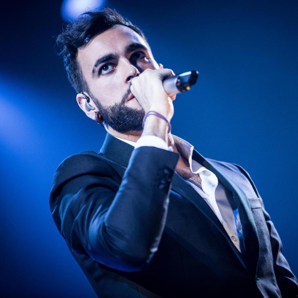 Marco Mengoni sparisce da tutti i social