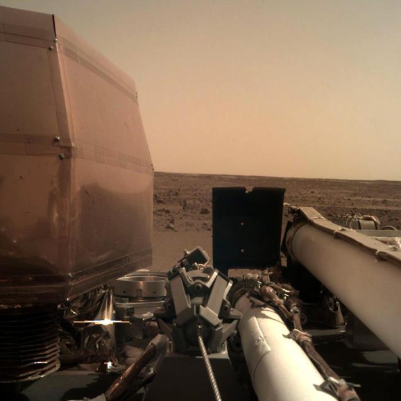Marte, ecco la prima foto scattata dalla sonda Insight?