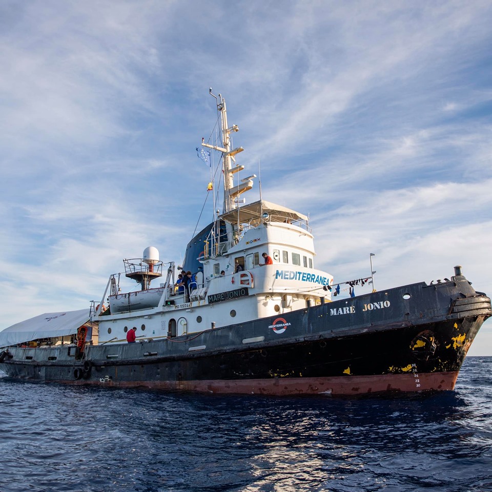 Migranti, appello della Mare Jonio, non abbiamo più acqua