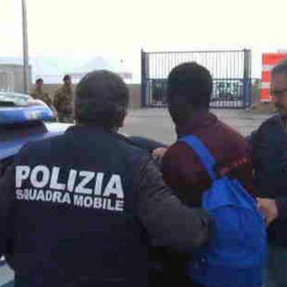 Migranti, arrestati trafficanti tra Bari, Catania e Salerno