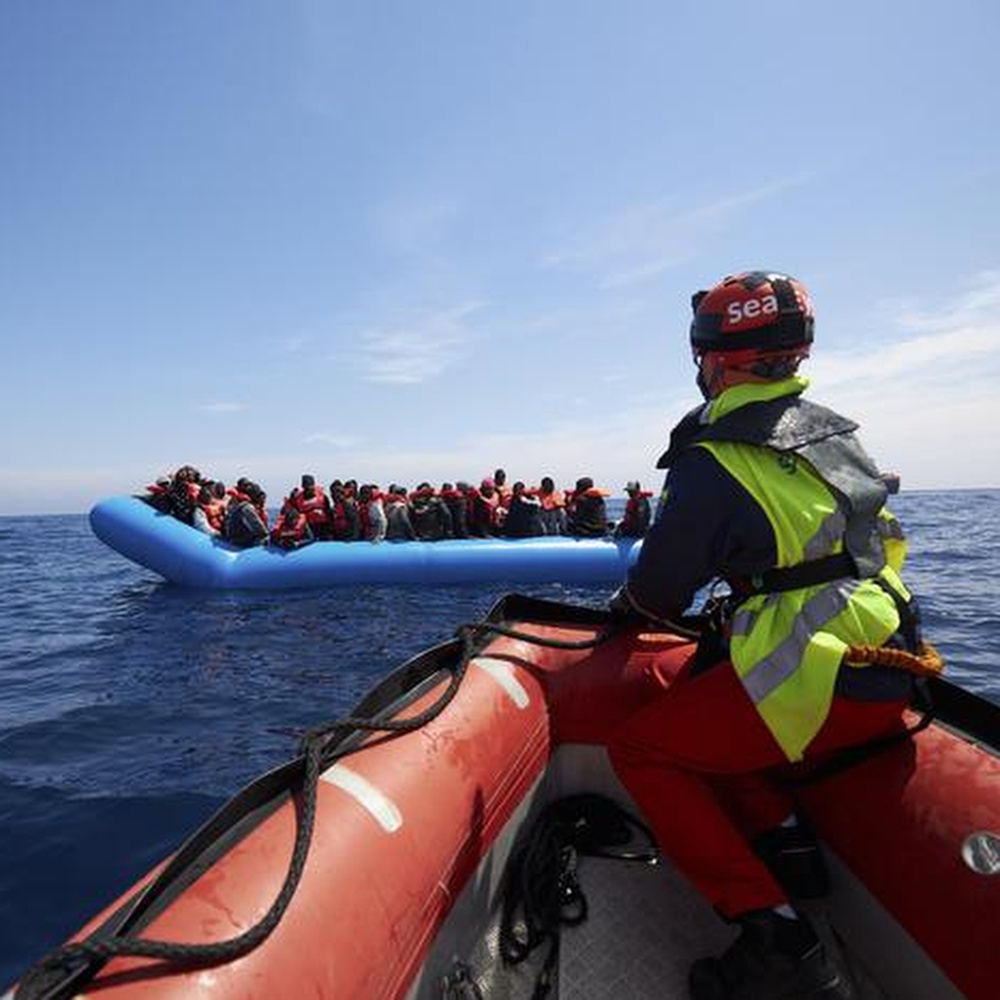 Migranti, nave Alan Kurdi verso Malta, la ong attacca Salvini