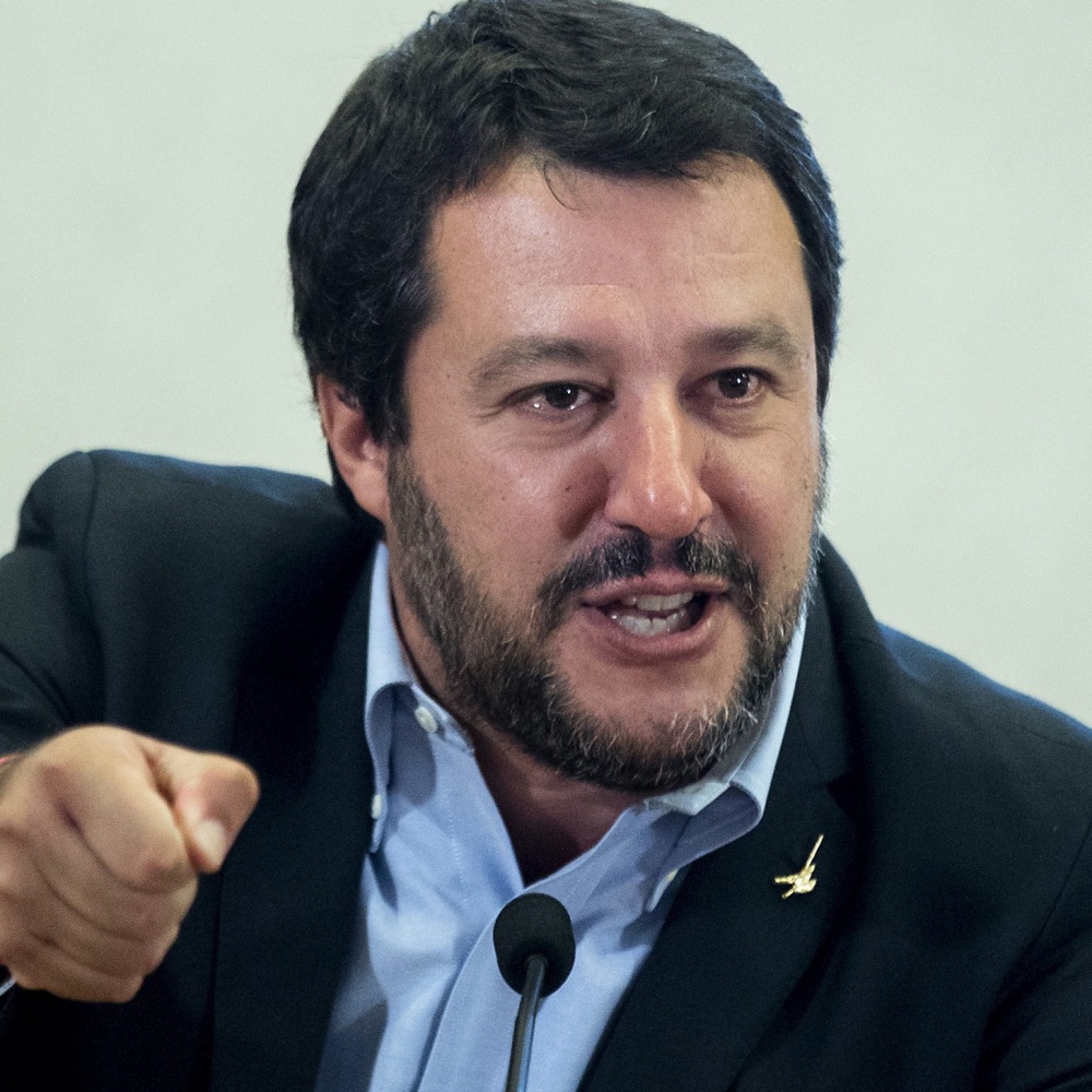 Migranti, Salvini ancora contro Conte, c'è aria di crisi