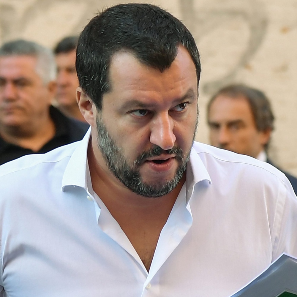 Migranti, Salvini, continueremo a pattugliare i confini