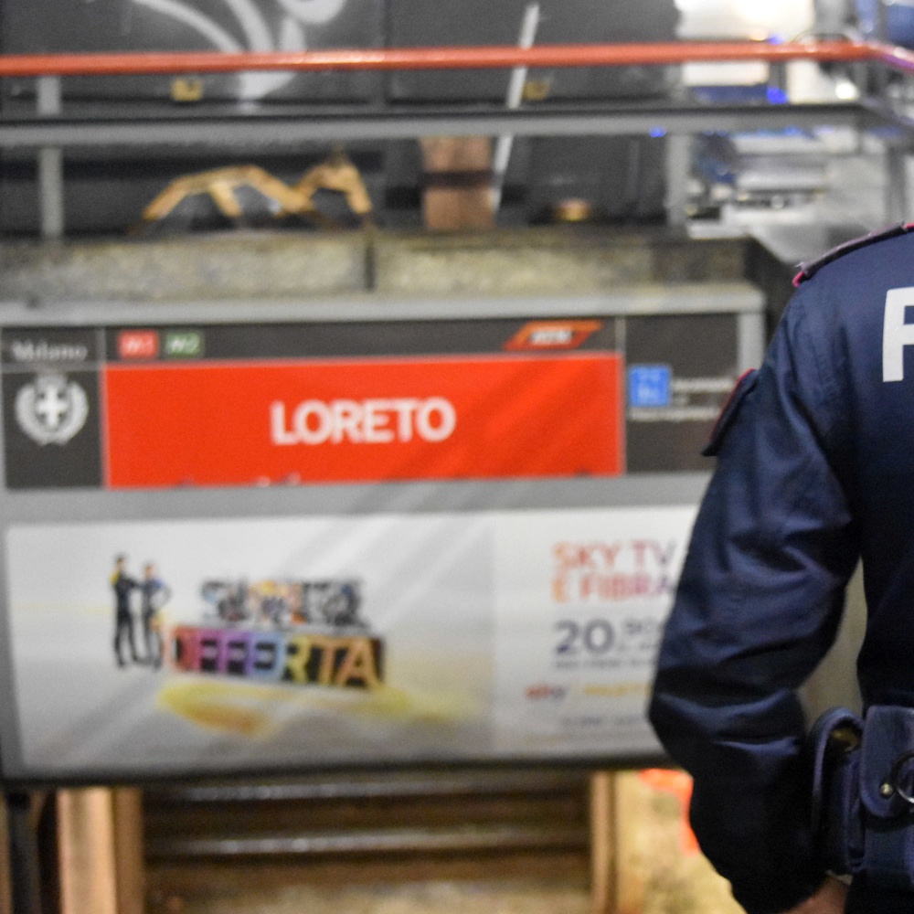 Milano, brusca frenata in metro Linea 2, un ferito e contusi
