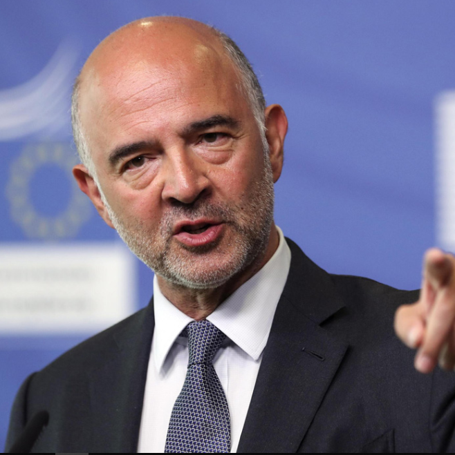 Moscovici, la manovra italiana la pagheranno le generazioni future