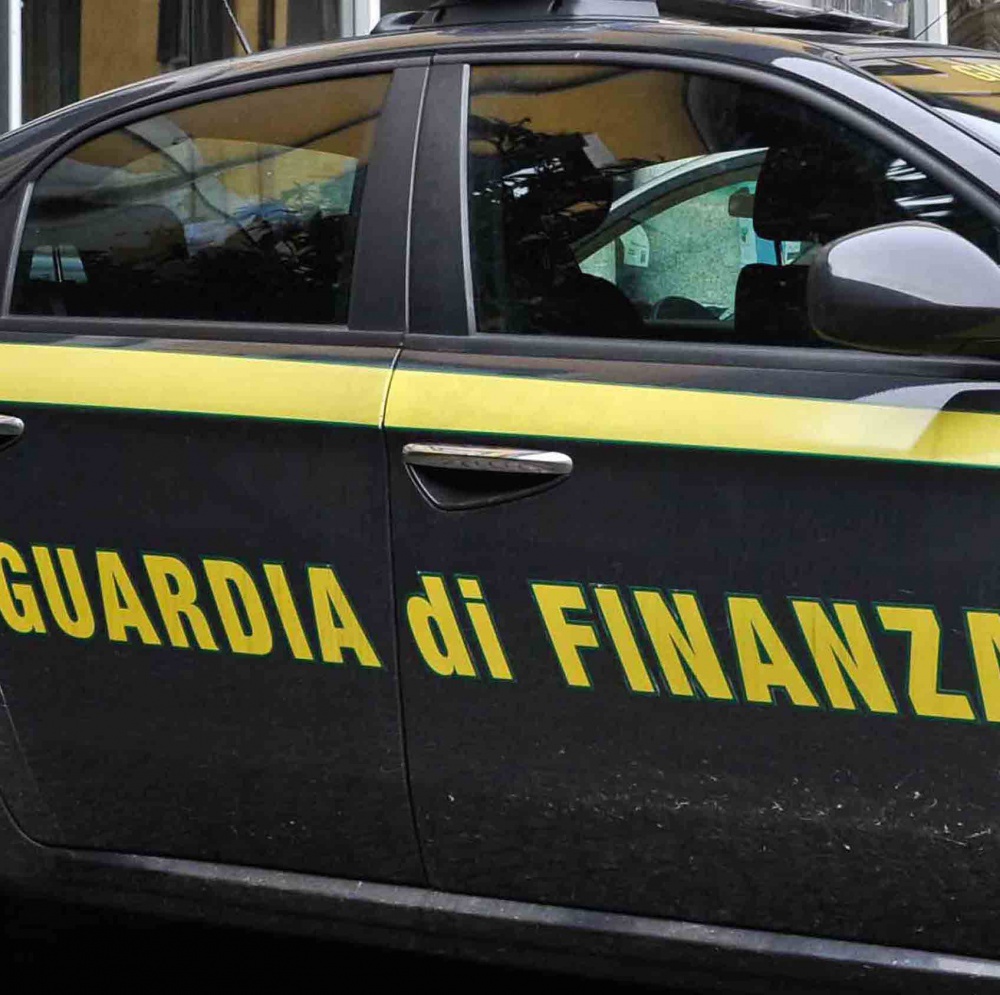 Napoli, 69 arresti per inchiesta su appalti truccati