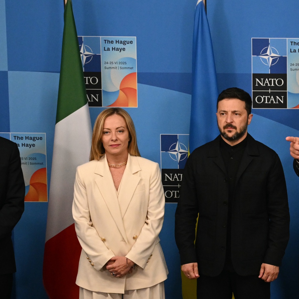 Nato, Meloni sul 5% del Pil per le spese militari: “Impegno sostenibile, non 1 euro distolto da altre priorità”