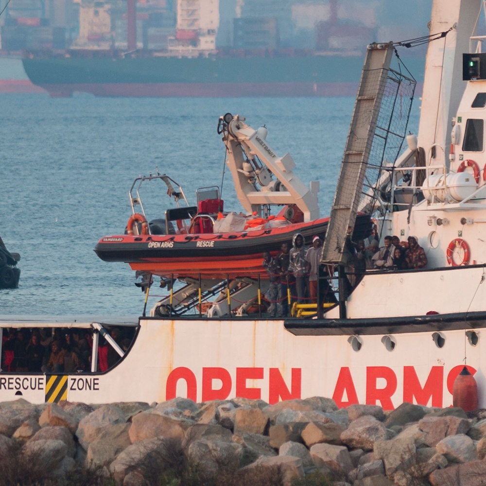 Open Arms, la ONG riferisce che la nave è stata dissequestrata