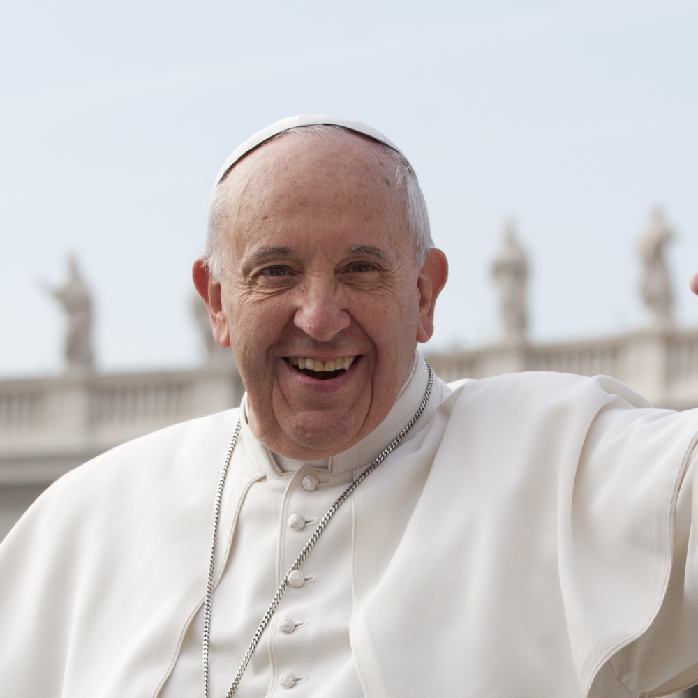 Papa Francesco, piccolo fuori programma all'Angelus