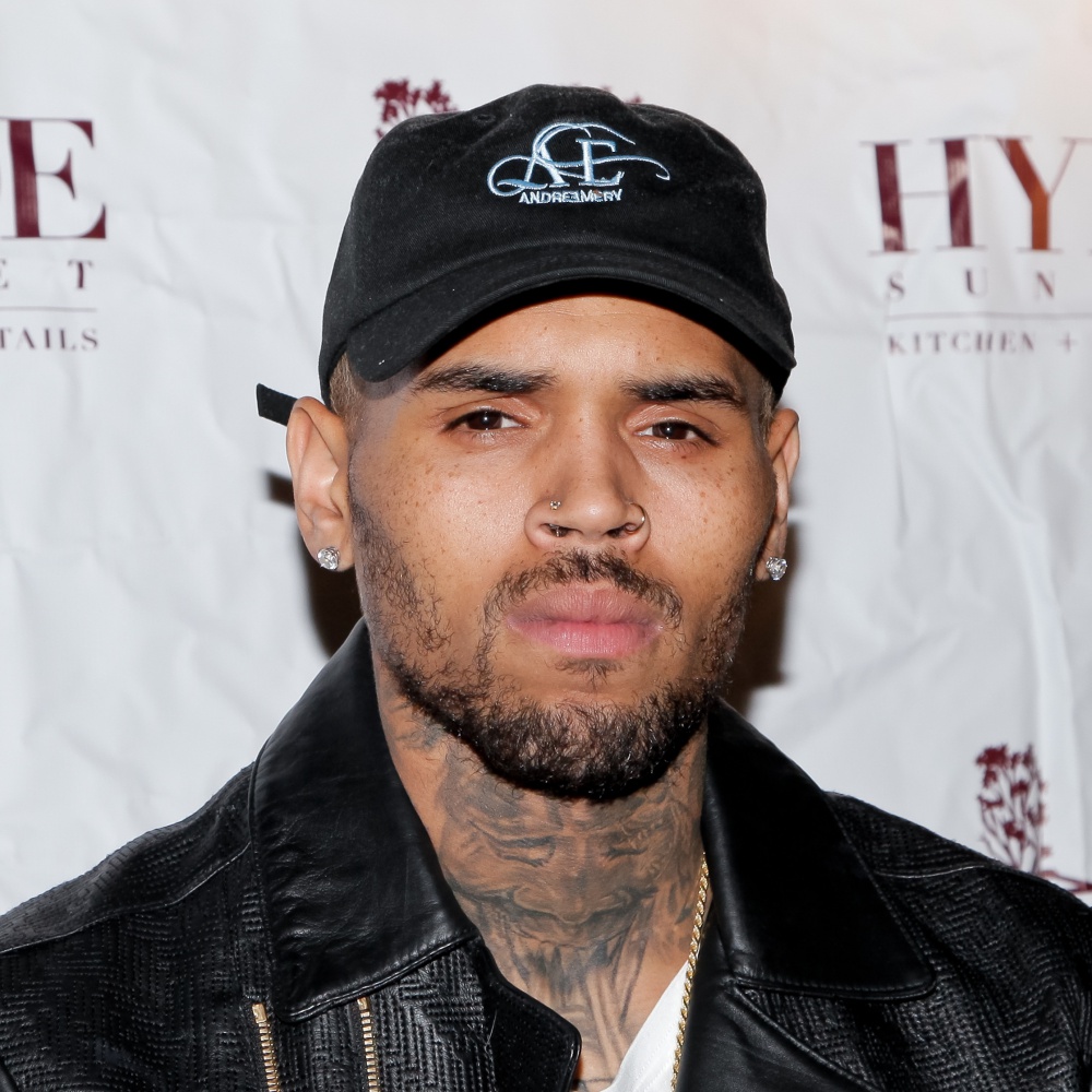 Parigi, Chris Brown arrestato con l'accusa di stupro