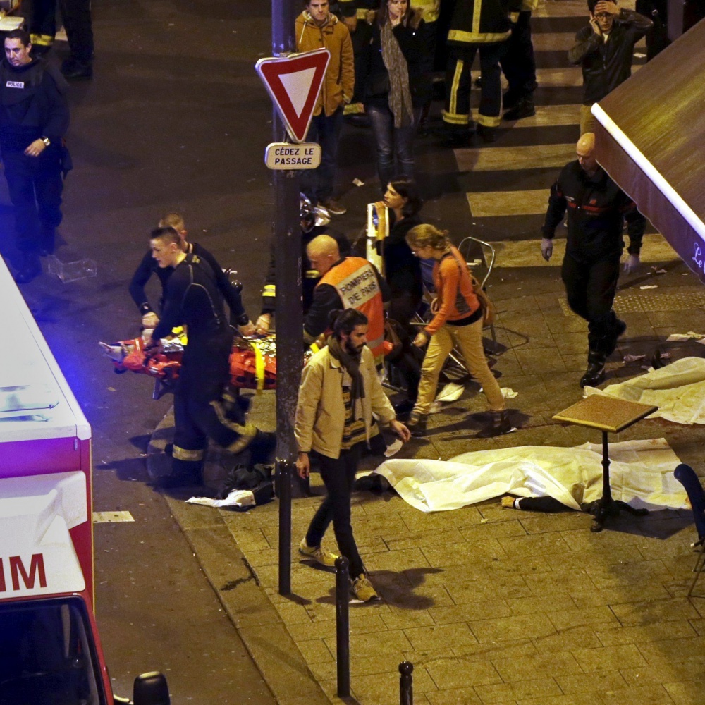 Parigi, tre anni fa l'attacco terroristico al Bataclan