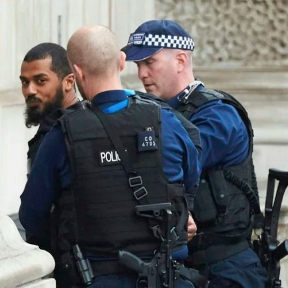 Londra, arrestato un uomo vicino a Westminster: era armato