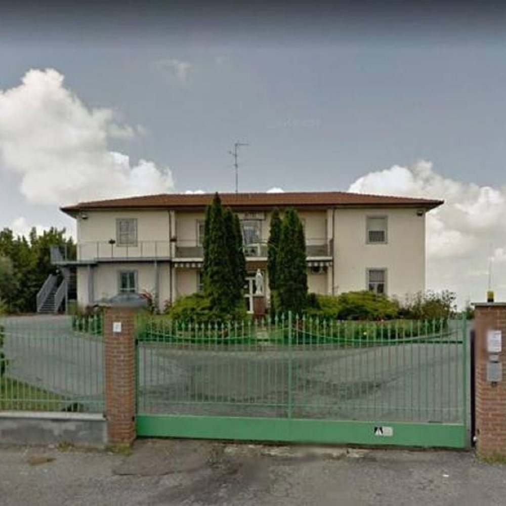 Pavia, anziani maltrattati in una casa di riposo