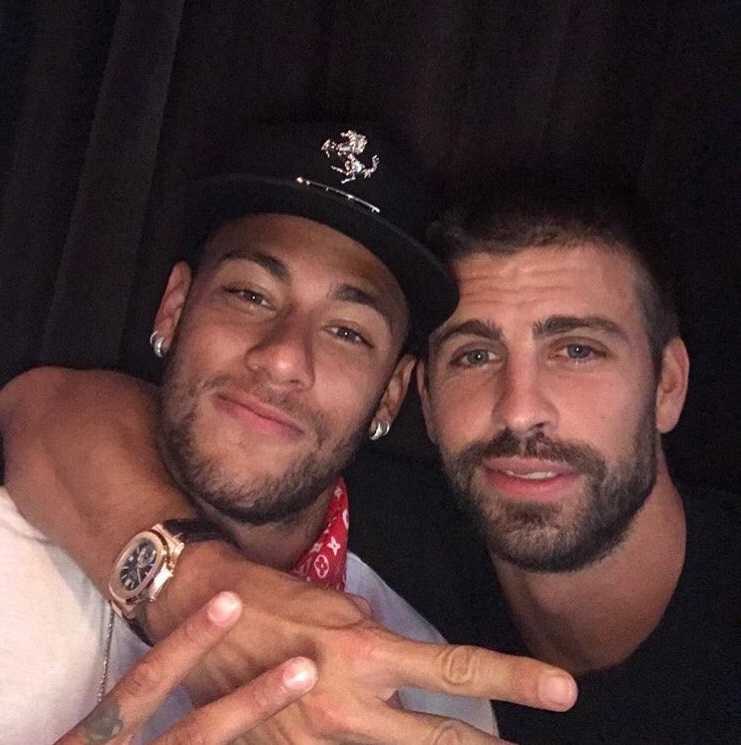 Piquè: "Neymar resta al Barcellona"