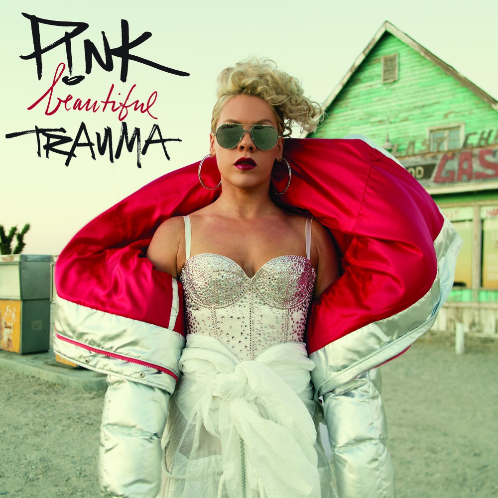 P!NK, il suo "Beautiful Trauma" è il nuovo disco 