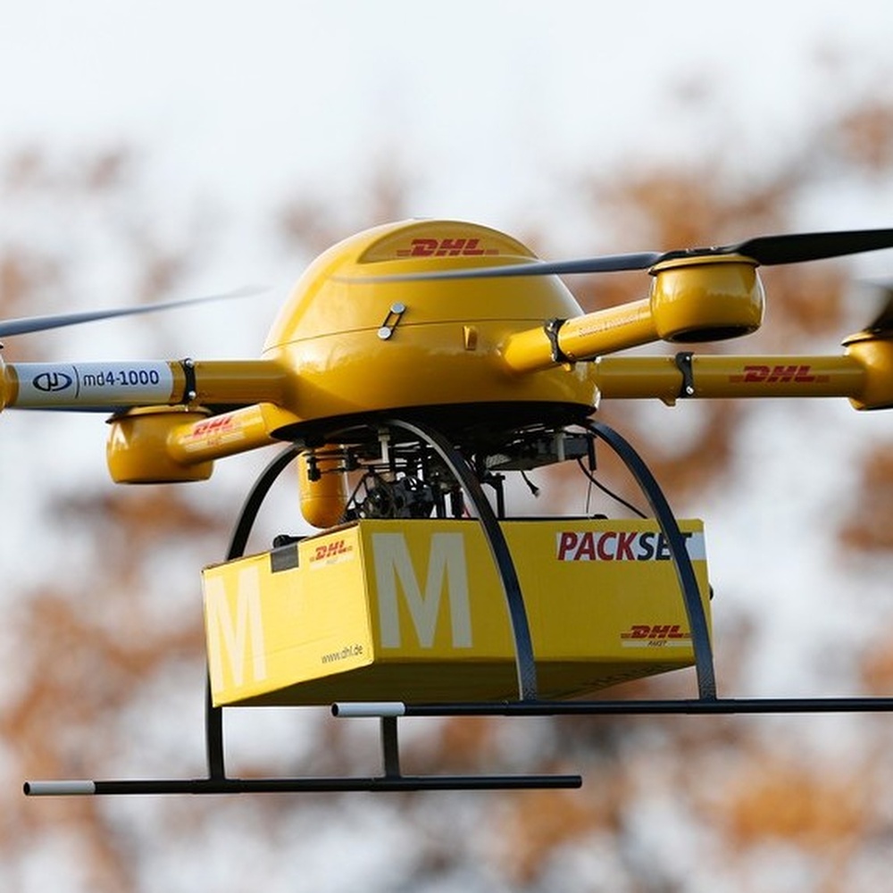 Poste, nel futuro droni e veicoli senza conducente