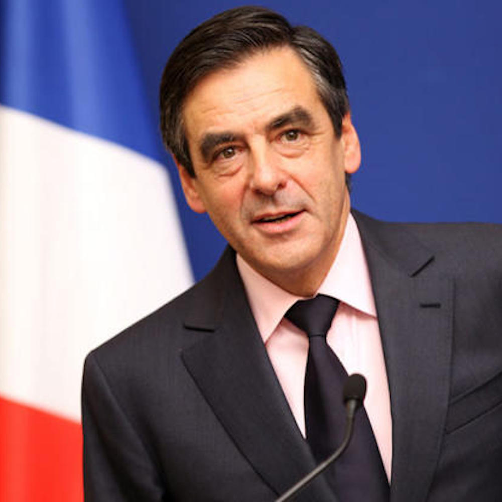 Presidenziali francesi, Fillon crolla ancora nei sondaggi