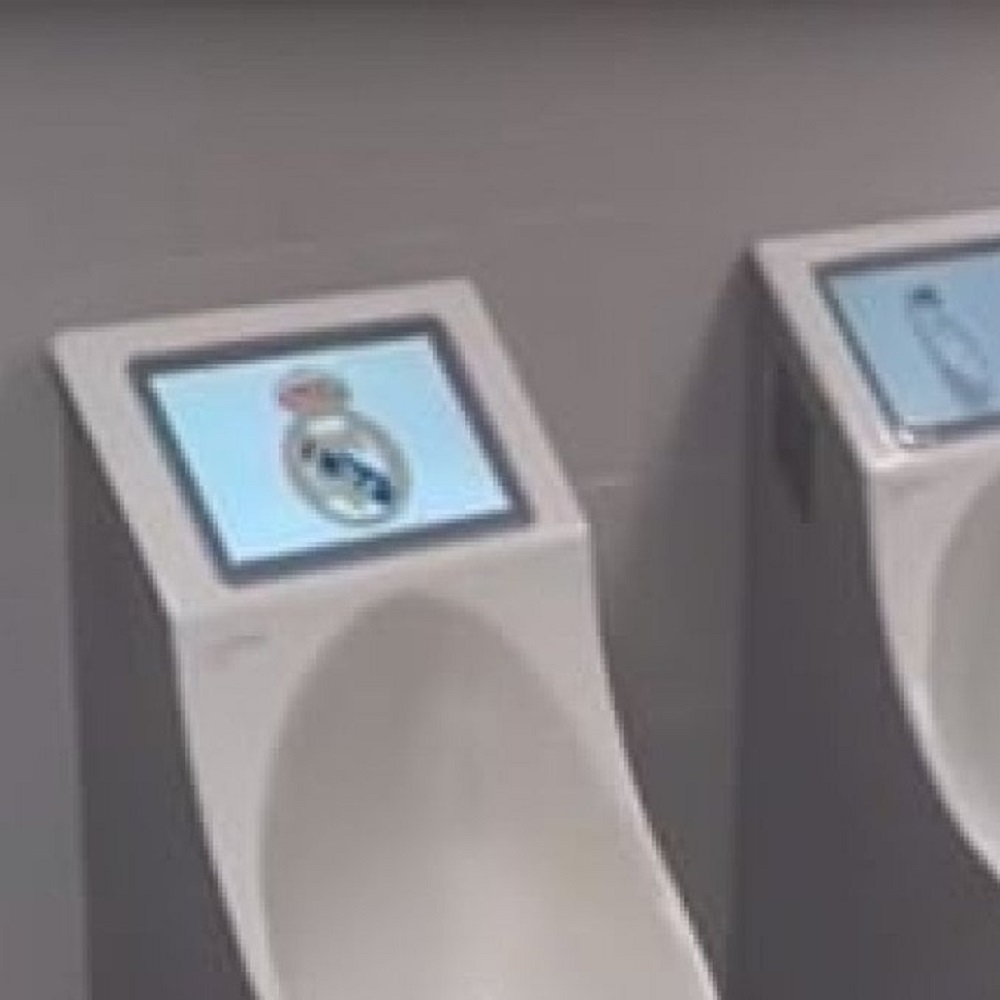 Real Madrid, arrivano i tablet nei bagni del Bernabeu
