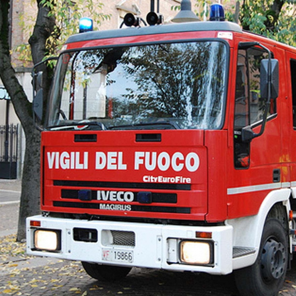 Reggio Emilia, incendio in un palazzo, due morti, diversi feriti