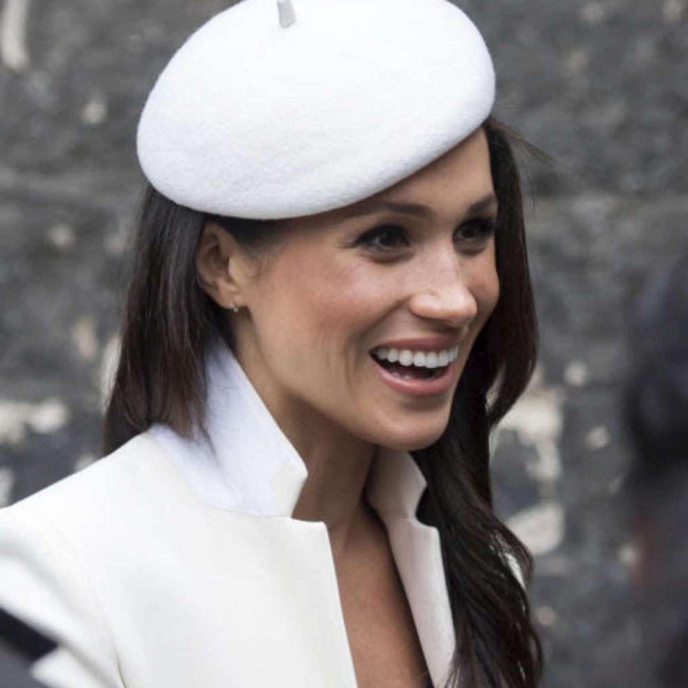 Regina Elisabetta vieta a Meghan Markle i gioielli di Diana