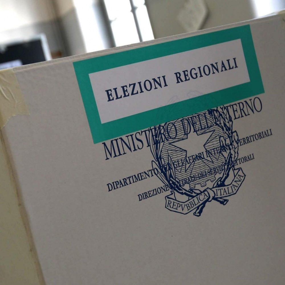 Regionali in Sardegna, exit poll, centrodestra in vantaggio