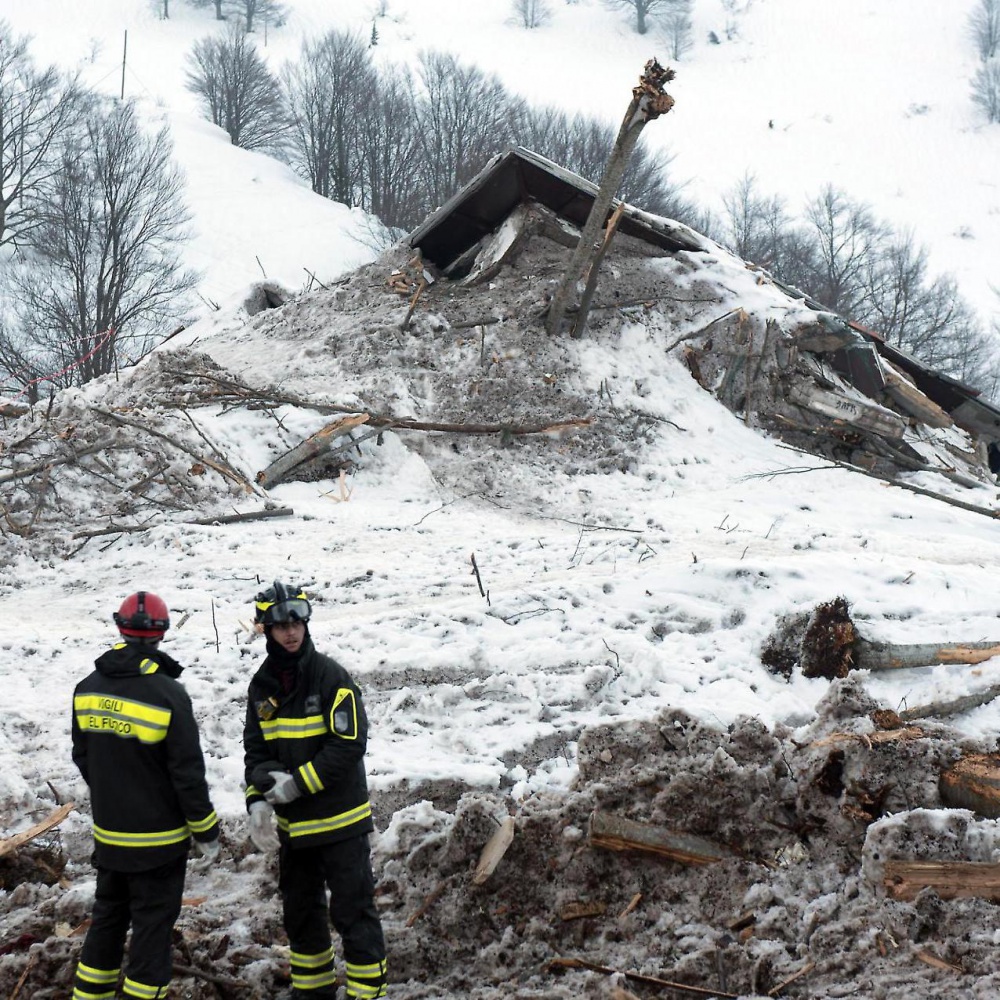 Rigopiano, la Regione Abruzzo determinò l'isolamento dell'hotel