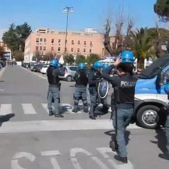 Roma, tensioni e tafferugli all'Università La Sapienza 