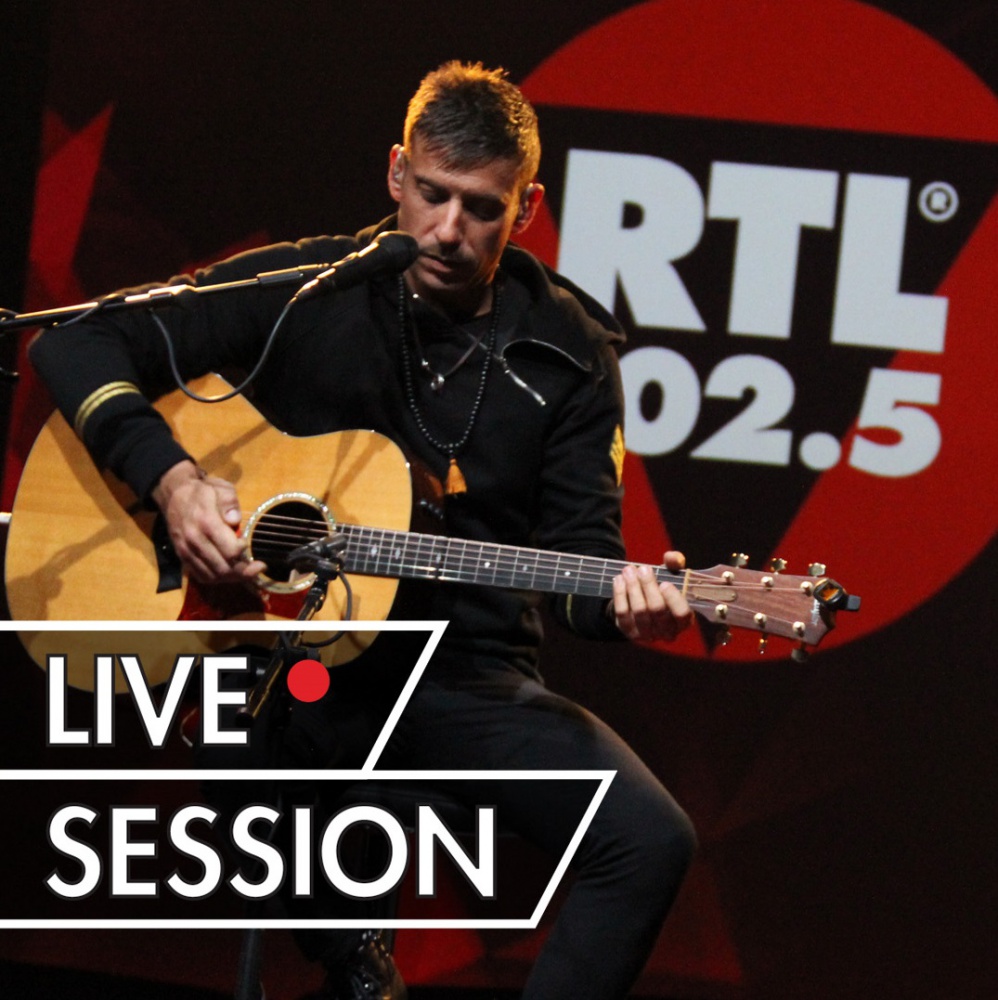 RTL 102.5 Live Session, Gabbani in “Foglie al gelo”