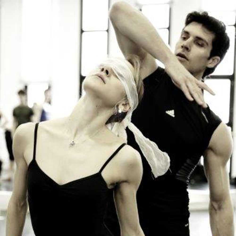 Scala, Roberto Bolle e Mozart incantano "Il giardino degli amanti"