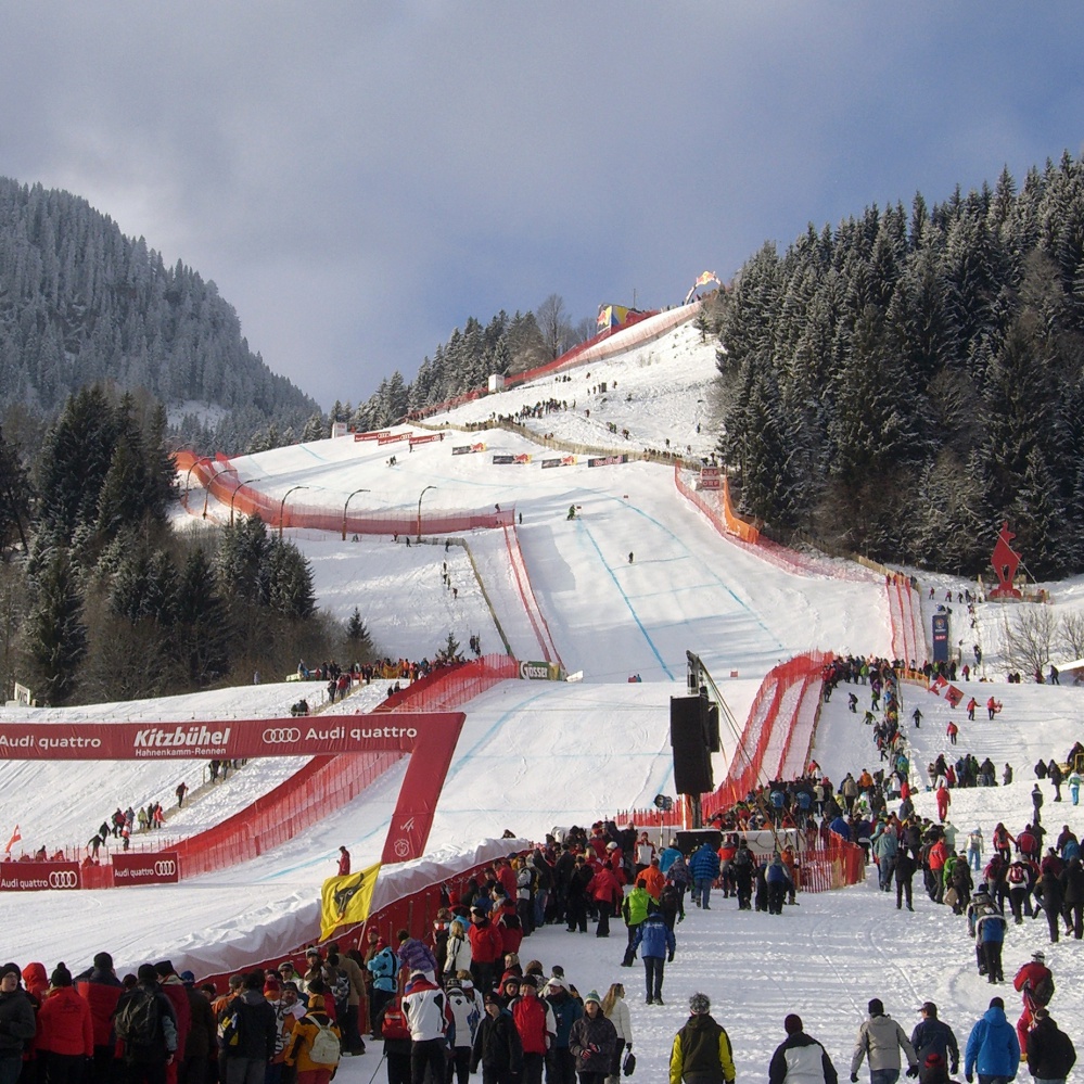 Sci, trionfo dell'azzurro Dominik Paris a Kitzbuhel