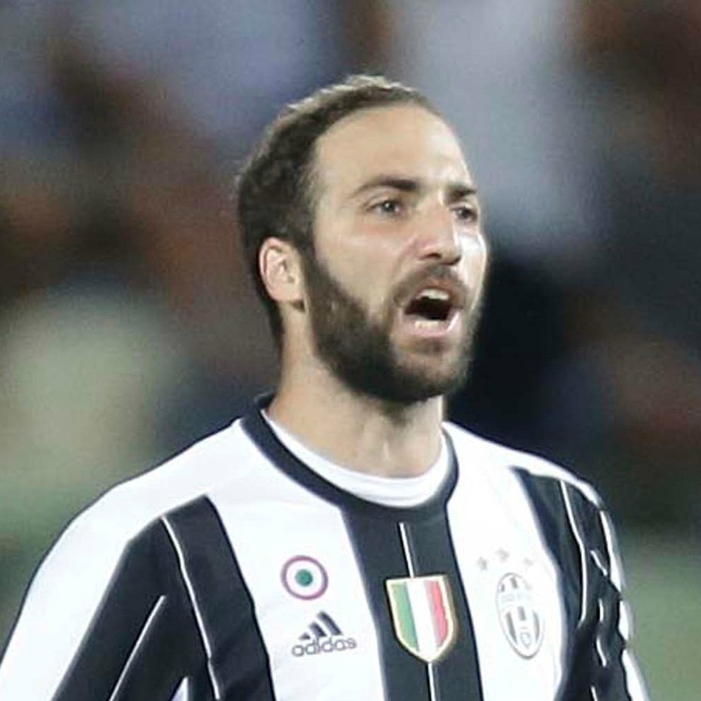 Serie A, si torna già in campo. Juve nervosa