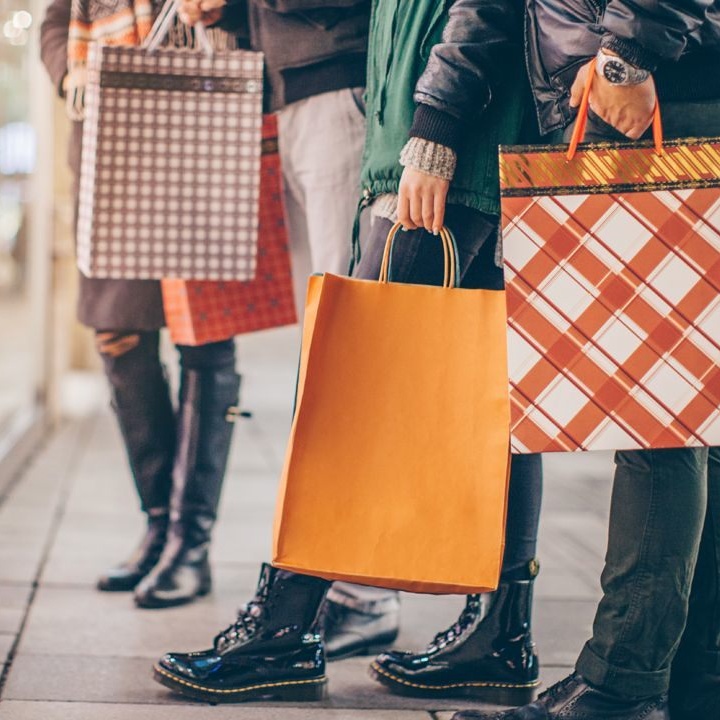 Shopping, uno studio dimostra i suoi benefici sul corpo