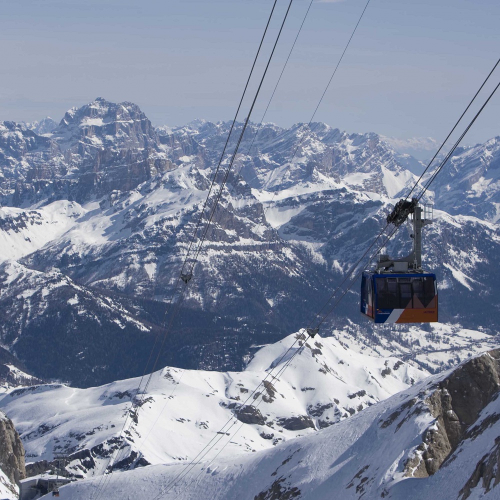 Storica sentenza, la Marmolada è del Trentino