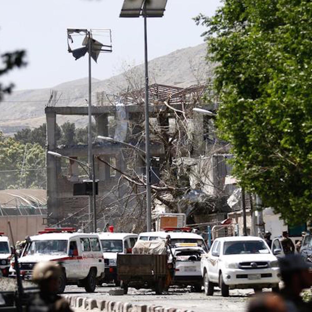 Strage a Kabul, autobomba uccide 80 persone