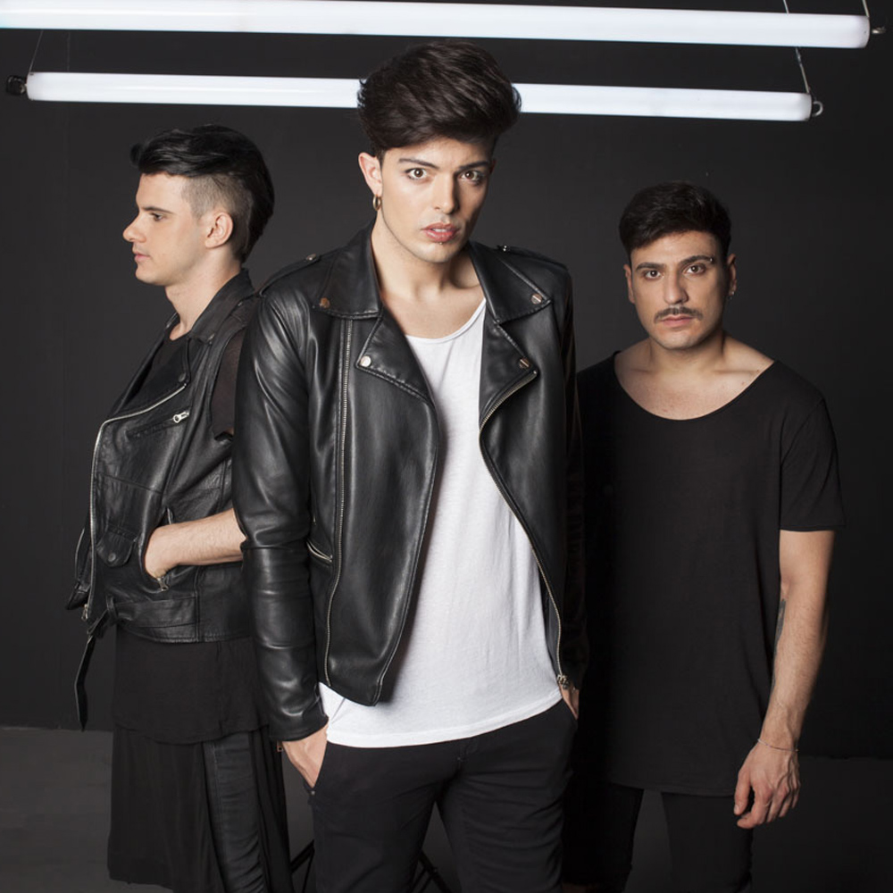 The Kolors ancora in vetta alla classifica degli album