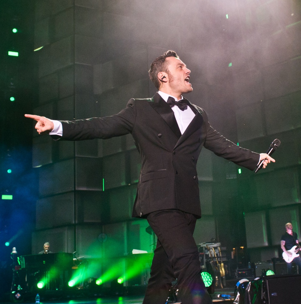 Tiziano Ferro in "Valore Assoluto"