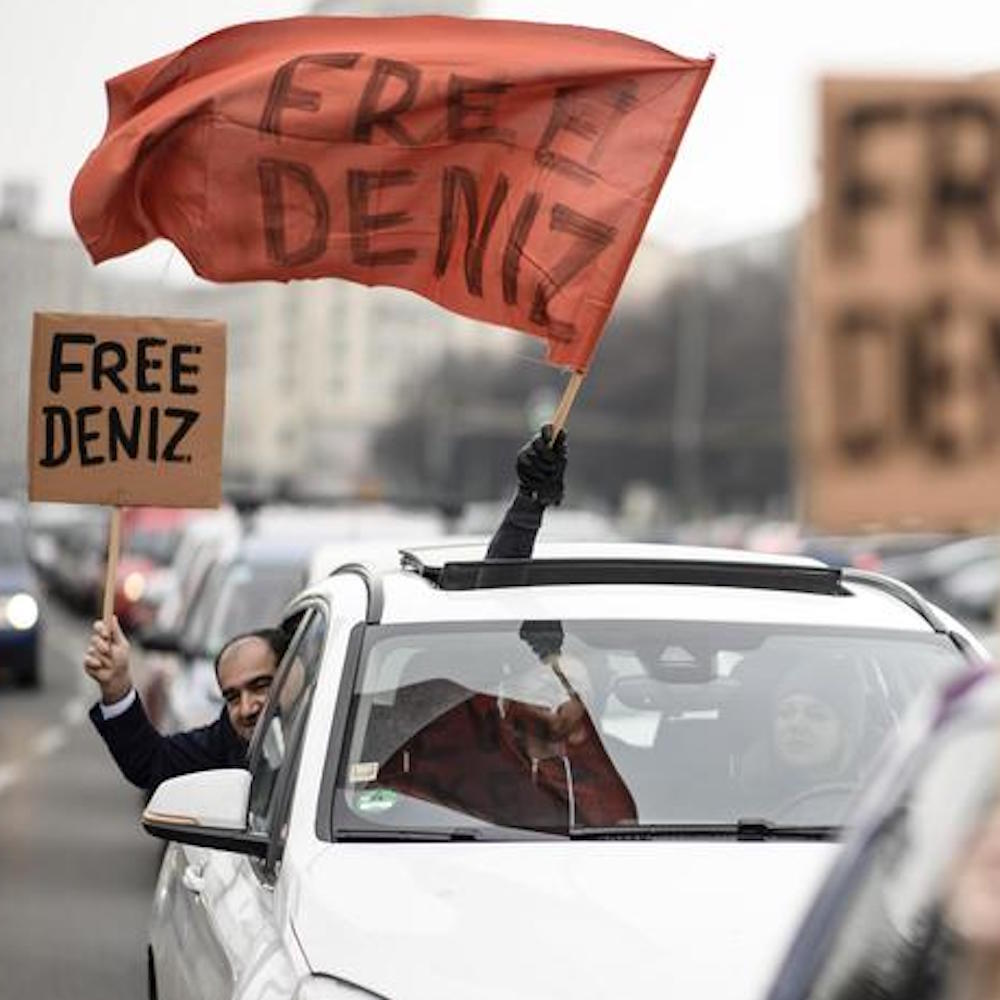 Turchia, confermato l'arresto di Deniz Yucel