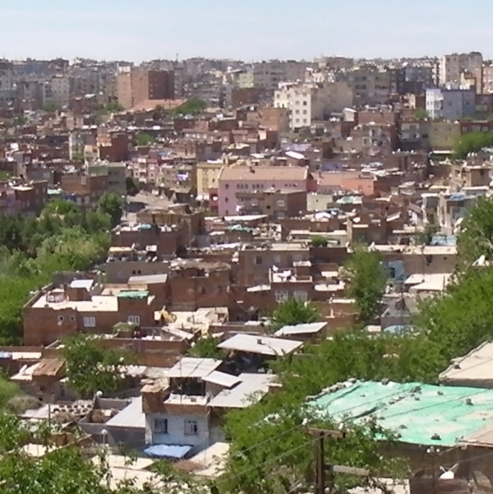 Turchia, forte esplosione a Diyarbakir