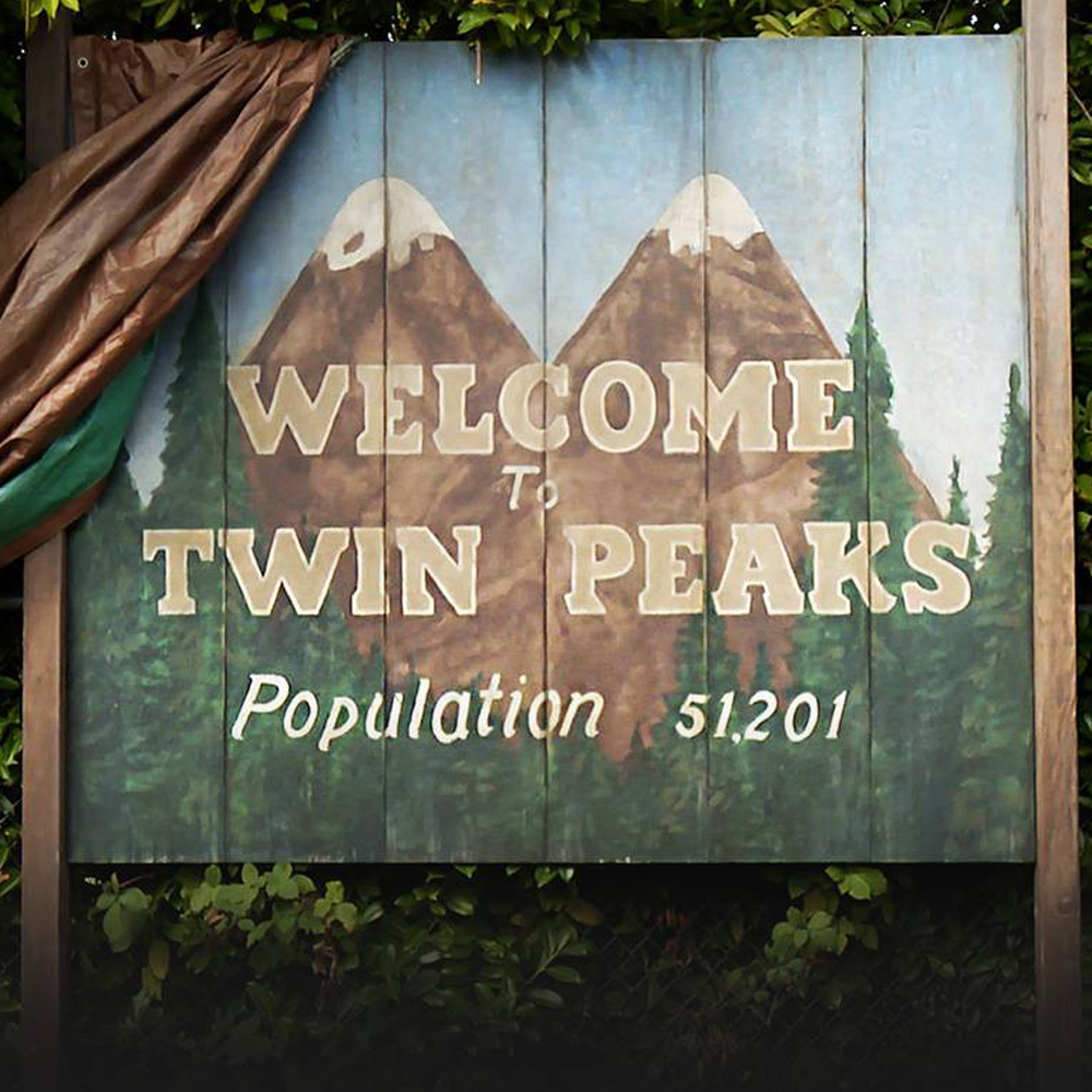 Twin Peaks, Monica Bellucci nel cast di 217 attori 