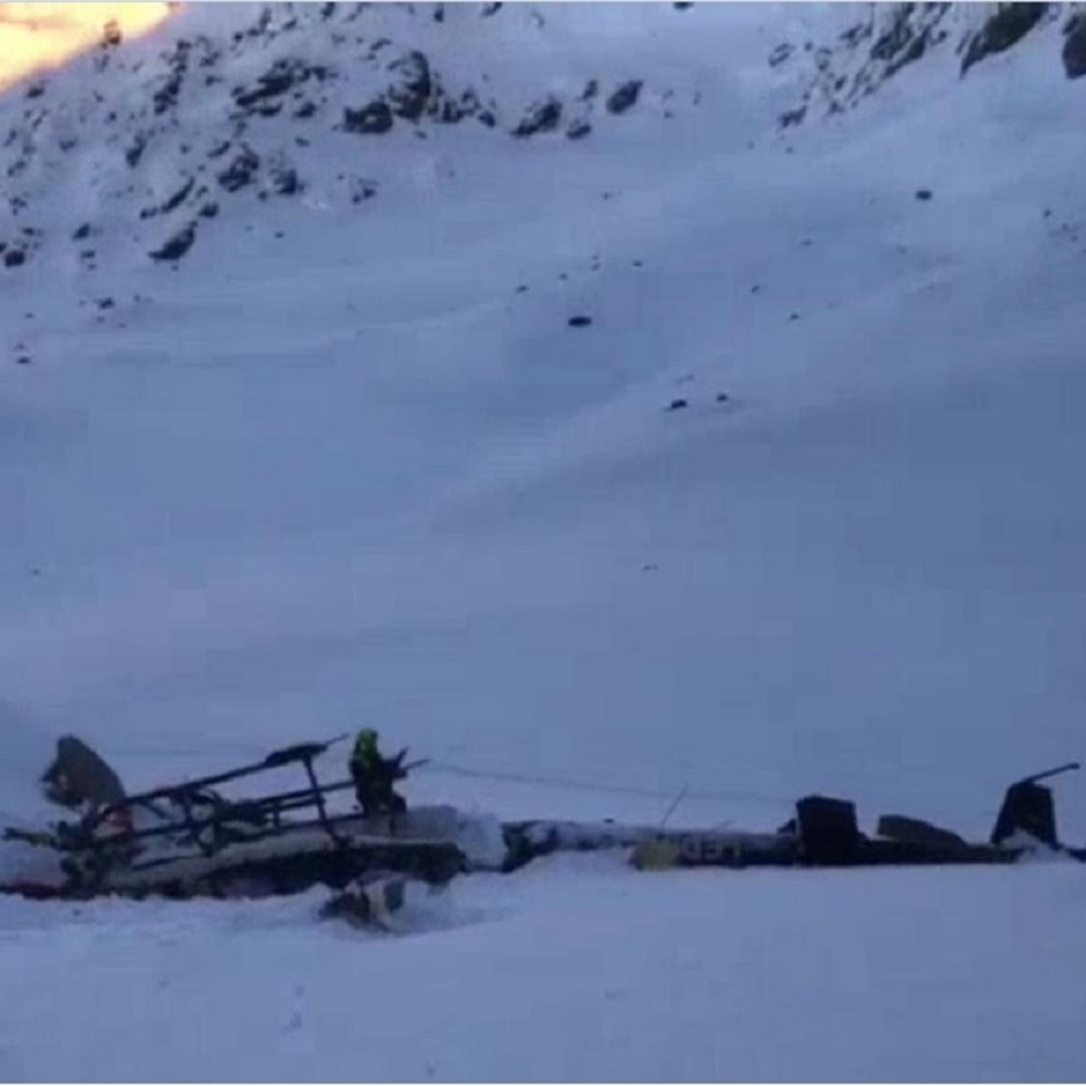 Val d'Aosta, arrestato pilota per scontro aereo-elicottero