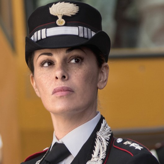 Vanessa Incontrada: "In tv con la divisa dei Carabinieri"