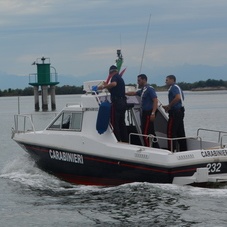 Venezia, dodicenne muore nell'urto di una barca con una briccola